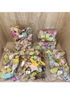 Vegyes szárított terméscsomag 100 gr vidám színekben 