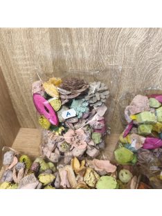 Vegyes szárított terméscsomag 100 gr vidám színekben 