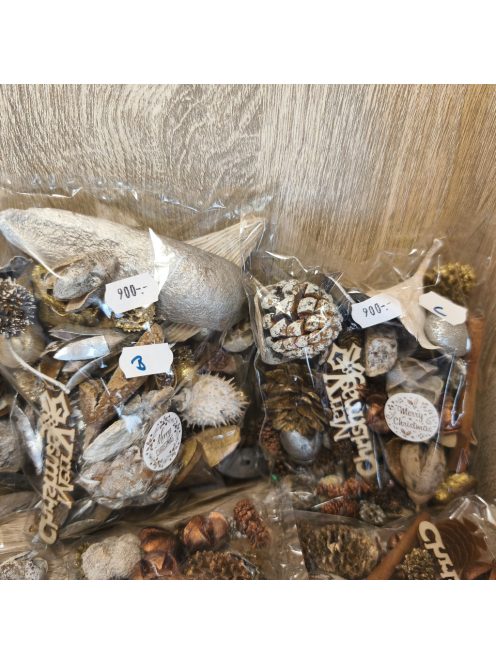 Vegyes szárított terméscsomag 90-100 gr /csomag ajándék Merry Christmas felirattal 