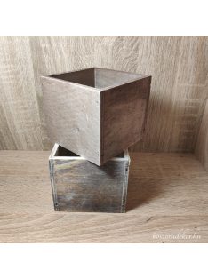 Fa láda több színben 8*9*9cm 1db