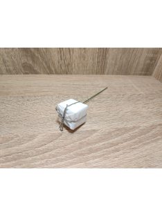 Ajándékdoboz pick 2,5cm(+10cm szár) fehér 1db