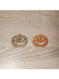 Tök figura fa áttört 4cm több színben 1db