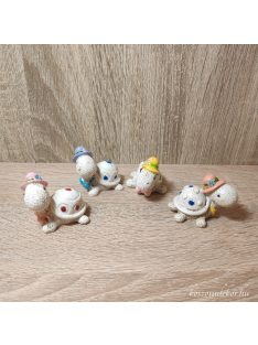 Teknős 4*4*6cm több színben 1db