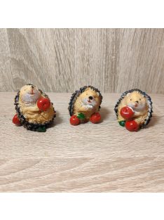 Süni almával 1db 4,5x4cm 3 FÉLE